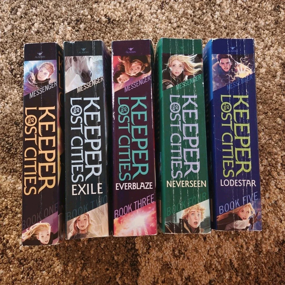 Keeper of the Lost Cities Collection Books 1-5 9781442445949 Used Good‎